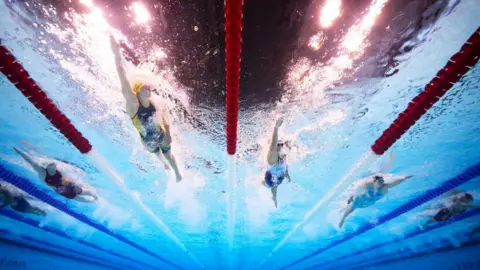 Getty Images Acara gaya bebas 400m putri di Olimpiade