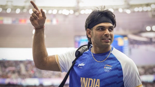 Neeraj Chopra dari India saat babak kualifikasi lempar lembing putra pada Olimpiade Musim Panas 2024 di Paris, Prancis