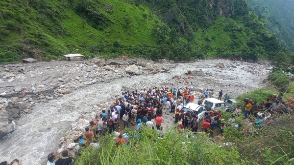 Awan berkumpul di Himachal Pradesh