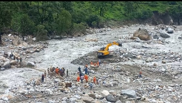 Tanah longsor di Himachal Pradesh