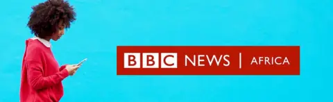 Getty Images / BBC Graphic menunjukkan seorang wanita melihat ponselnya dan logo BBC News Africa