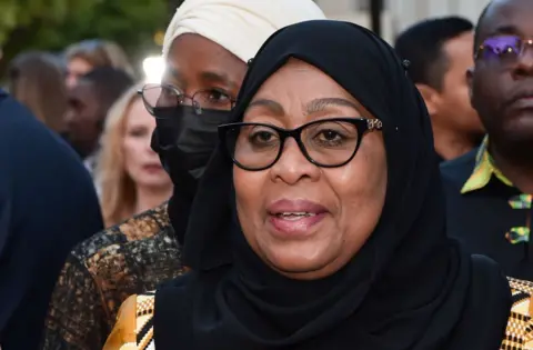 Getty Images Presiden Tanzania Samia Suluhu Hassan menghadiri pemutaran perdana di Los Angeles 