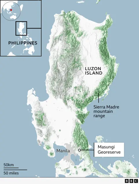 Peta pulau Luzon, Filipina, menunjukkan Cagar Alam Masungi di timur Manila dan pegunungan Sierra Madre yang luas di utara. 