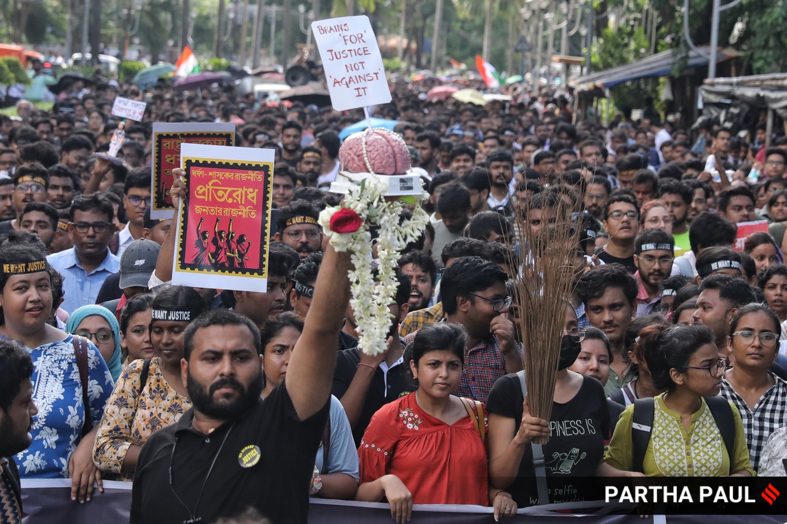 Sehubungan dengan pemerkosaan dan pembunuhan seorang dokter junior di RG Kar Medical College and Hospital oleh dokter junior saat aksi protes di Swastha Bhavan, Salt Lake, Kolkata. (Foto Ekspres)