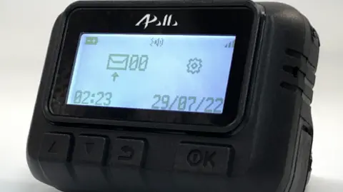 Pager dirancang oleh BBC Gold Apollo 