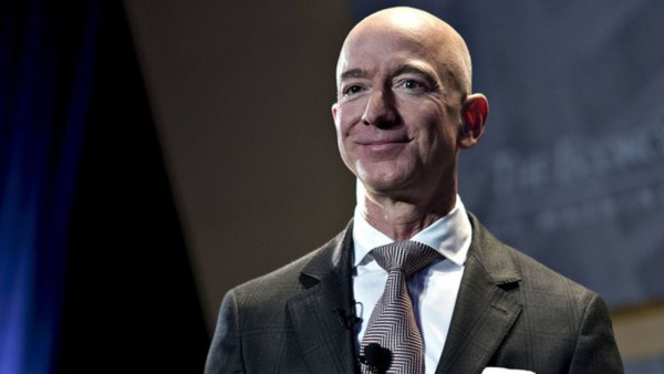 Jeff Bezos, CEO Amazon Jeff Bezos, Jeff Bezos Amazon, Amazon, Saham Amazon, Berita Indian Express, Urusan Terkini