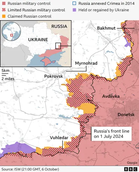 Peta yang menunjukkan garis depan Ukraina-Rusia di wilayah Donetsk pada 21:00 GMT pada 6 Oktober - sumber ISW. Ada garis yang menunjukkan barisan depan seperti pada tanggal 1 Juli. Peta menunjukkan Rusia memperoleh kemajuan yang signifikan - terutama puluhan kilometer menuju kota Pokrovsk. 