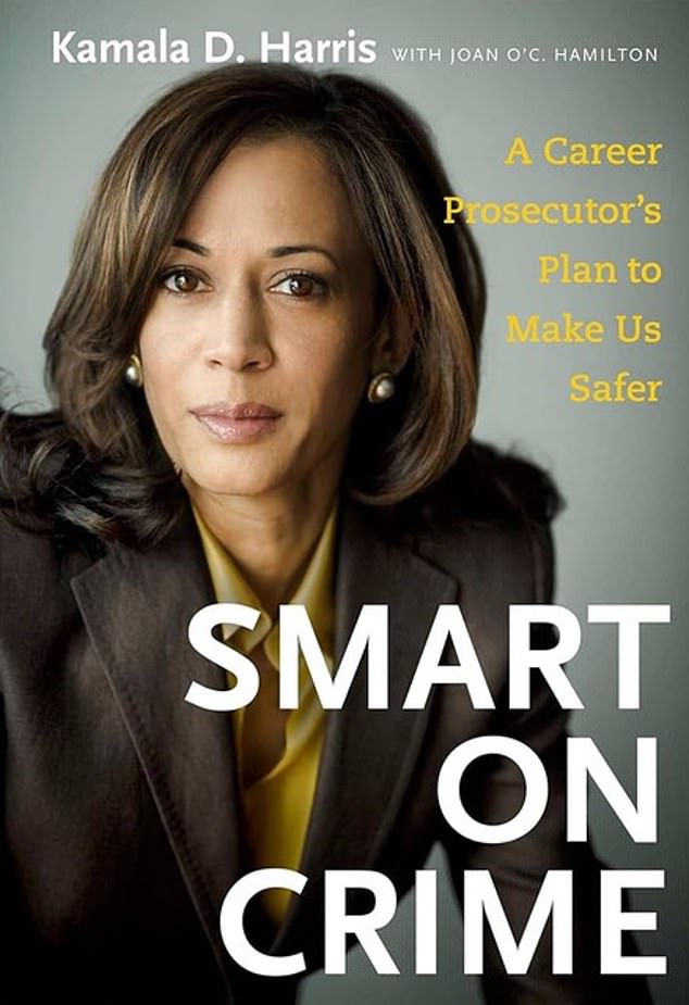 Sampul buku pertama Kamala Harris, 'Smart on Crime', diterbitkan pada tahun 2009