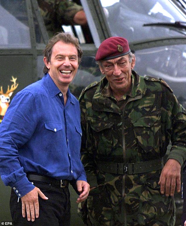 Lahir pada tanggal 21 Maret 1944, Jenderal (Foto bersama Tony Blair) sangat disukai di kalangan personel militer karena gaya kepemimpinannya yang adil dan tidak masuk akal.