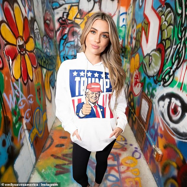 Emily Wilson, seorang influencer konservatif yang menjual merchandise bertema Trump secara online, memposting video tersebut di media sosial dan telah ditonton lebih dari satu juta kali.