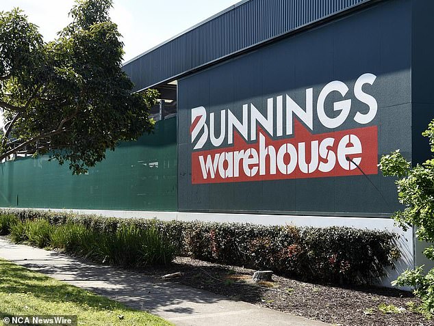 Desis sosis sederhana telah menjadi andalan kunjungan Bunnings sejak tahun 2004