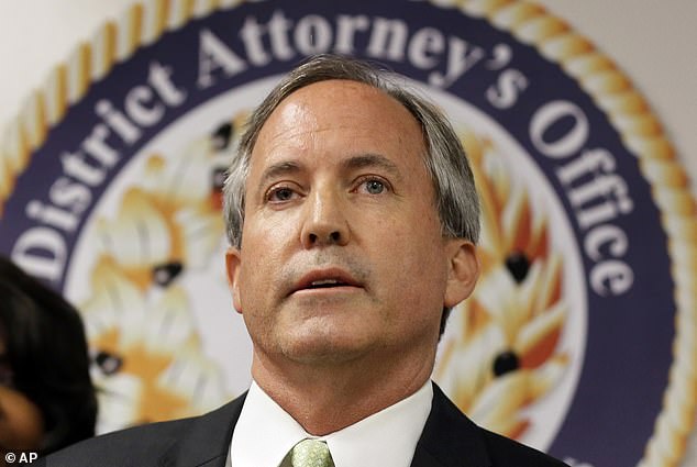 Jaksa Agung Texas Ken Paxton telah menggugat beberapa kota di Texas yang mencoba mengeluarkan undang-undang serupa yang mendekriminalisasi ganja