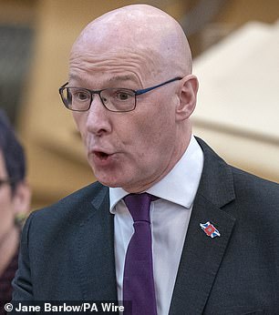 Perdana Menteri John Swinney mendukung Kamala Harris dalam pemilu AS