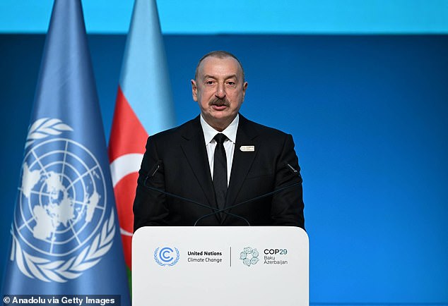 Presiden Azerbaijan Ilham Aliyev menegaskan bahwa negara-negara tidak boleh malu menjual bahan bakar fosil