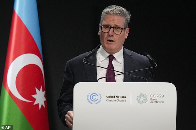 Kemarin, di KTT COP29, Keir Starmer mengatakan kesimpulan dari tinjauan Keith Makin bahwa Smyth menganiaya lebih dari 100 anak laki-laki dan laki-laki muda “jelas mengerikan” dan bahwa para korbannya “jelas sangat, sangat gagal”.