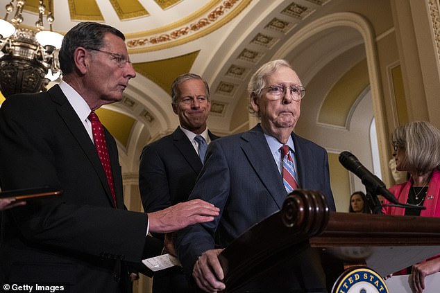 McConnell adalah pemimpin Partai Republik yang paling lama menjabat dalam sejarah Senat, menjabat sekitar 18 tahun.